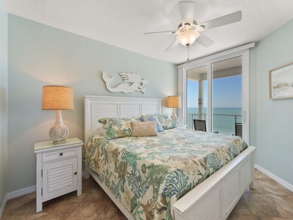 Anna Maria Island Vacation Rentals - Gulf-Front Condo with Balcony Views