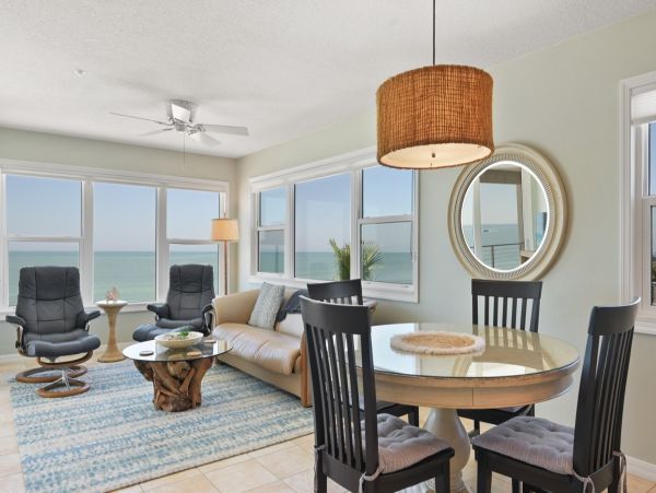 Anna Maria Island Vacation Rentals - Gulf-Front Condo with Balcony Views