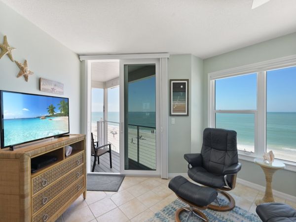 Anna Maria Island Vacation Rentals - Gulf-Front Condo with Balcony Views