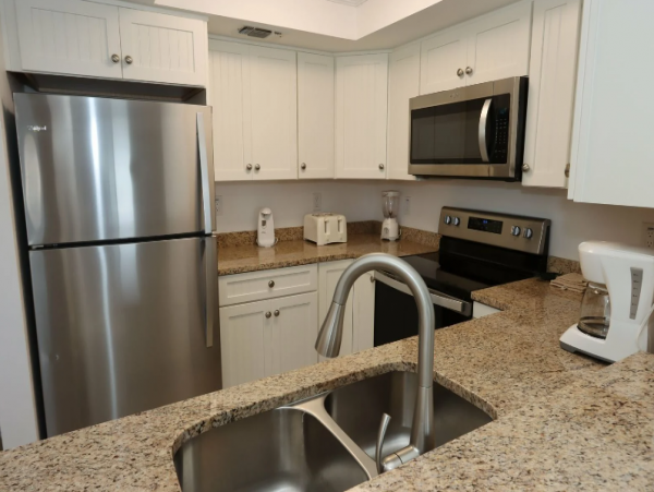 Sanibel Two Bedroom Condo Sleeps 6 Located on the Beach