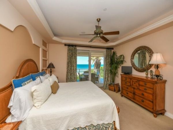 Holmes Beach Luxury Rental - Anna Maria Island Beachfront Penthouse