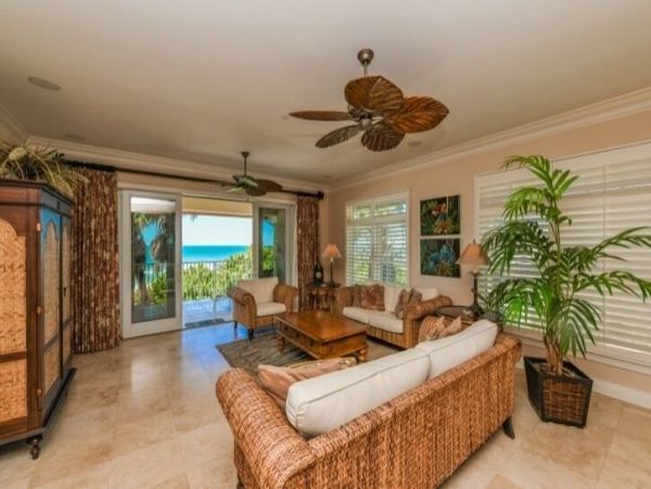 Holmes Beach Luxury Rental - Anna Maria Island Beachfront Penthouse