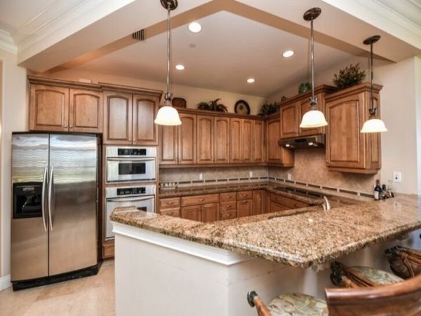 Holmes Beach Luxury Rental - Anna Maria Island Beachfront Penthouse