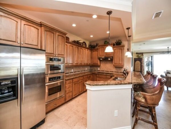 Holmes Beach Luxury Rental - Anna Maria Island Beachfront Penthouse