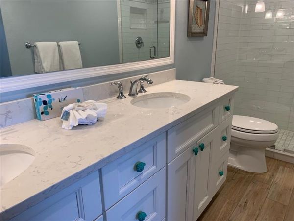 Sanibel Vacation Beach Condo Sleeps Six Guests Communal Pool