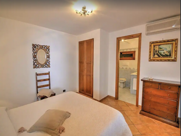 Luxury Six Bedroom Free Standing Positano  Vacation Villa