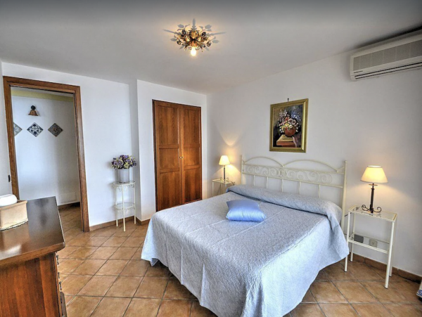 Luxury Six Bedroom Free Standing Positano  Vacation Villa