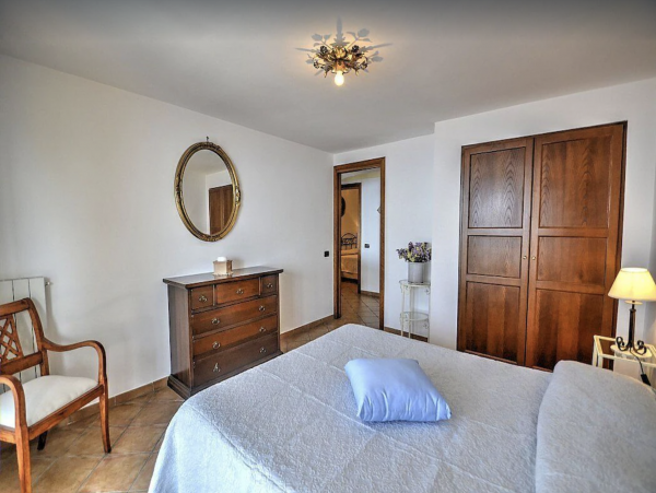Luxury Six Bedroom Free Standing Positano  Vacation Villa