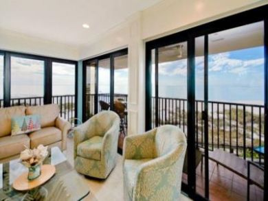 Living Area with Panoramic Gulf View