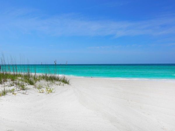 Beachfront Elegance with Direct Access and Gulf Views in Holmes Beach
