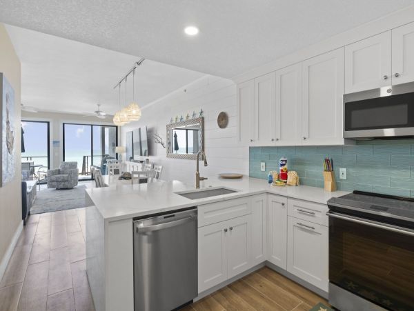 Beachfront Elegance with Direct Access and Gulf Views in Holmes Beach
