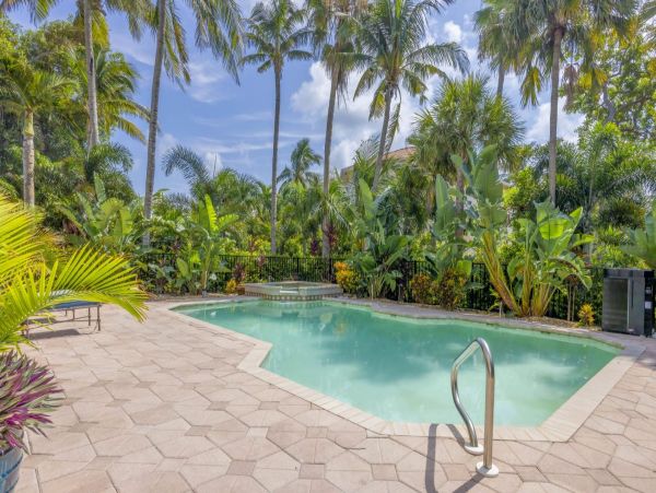 Luxury Beachfront 5 Bedroom Captiva Vacation Rental Home