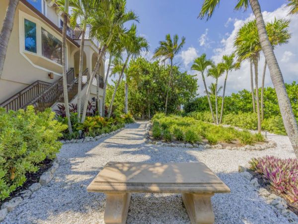 Luxury Beachfront 5 Bedroom Captiva Vacation Rental Home