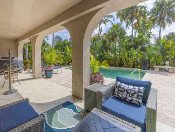 Luxury Beachfront 5 Bedroom Captiva Vacation Rental Home