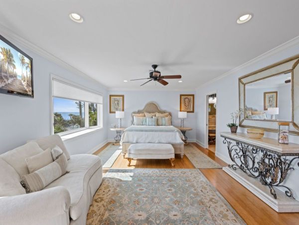 Luxury Beachfront 5 Bedroom Captiva Vacation Rental Home