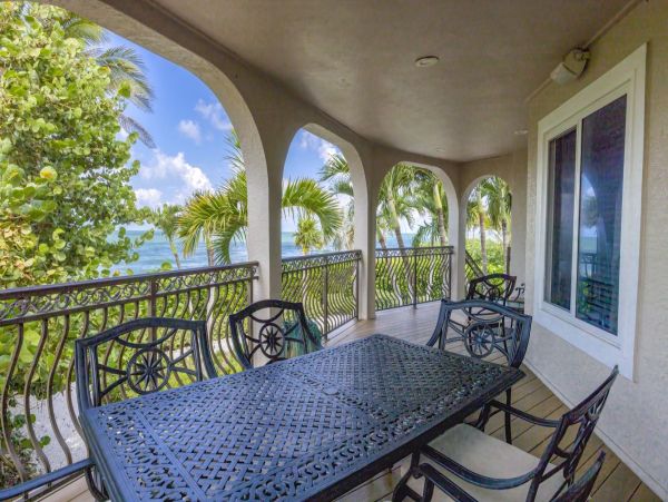 Luxury Beachfront 5 Bedroom Captiva Vacation Rental Home