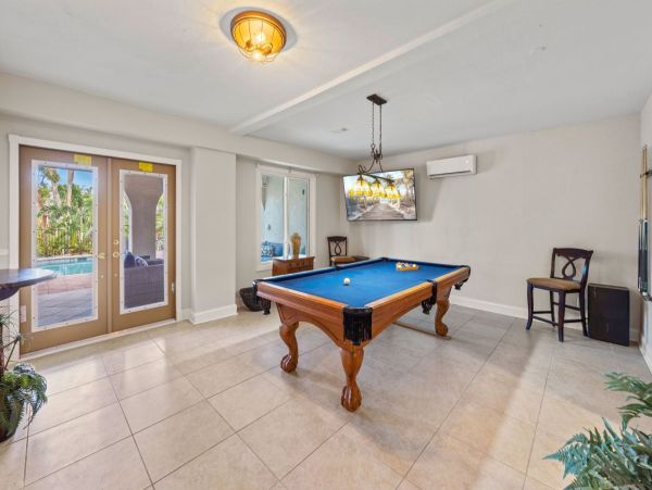 Luxury Beachfront 5 Bedroom Captiva Vacation Rental Home