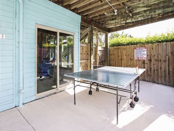Captiva Three Bedroom Home Sleeps 8 Short Walk to Beach
