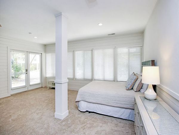 Captiva Three Bedroom Home Sleeps 8 Short Walk to Beach