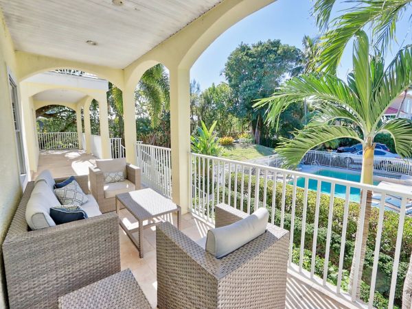 Captiva Luxury Seven Bedroom Vacation Rental - Private Pool