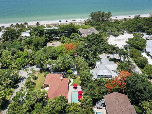 Wow Captiva Vacation Rental with Pool 400ft to the Beach!
