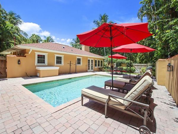 Wow Captiva Vacation Rental with Pool 400ft to the Beach!