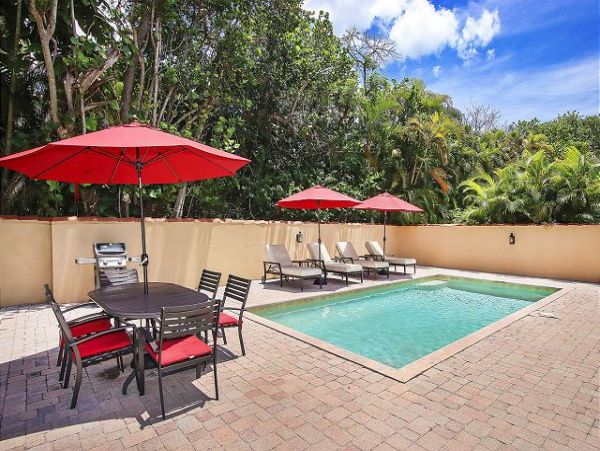 Wow Captiva Vacation Rental with Pool 400ft to the Beach!