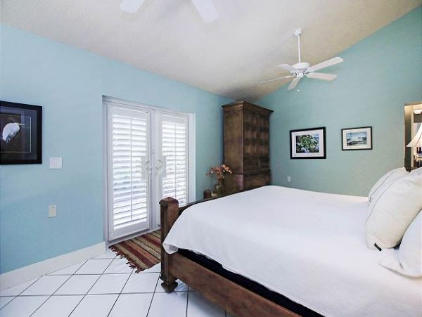 Three Bedroom Captiva Vacation Rental with Private Pool
