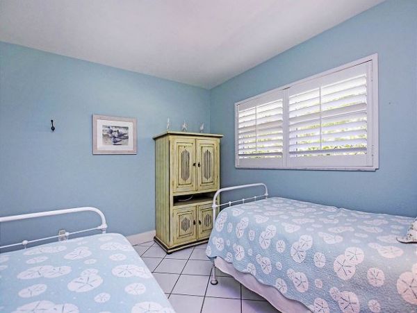 Three Bedroom Captiva Vacation Rental with Private Pool