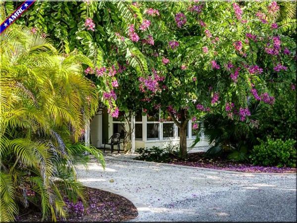 Three Bedroom Captiva Vacation Rental with Private Pool