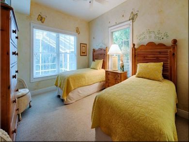 Four Bedroom Luxury Captiva Holiday Rental Home with Pool
