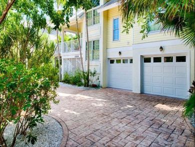 Four Bedroom Luxury Captiva Holiday Rental Home with Pool