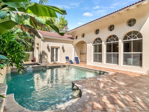 Exquisite Spanish-Styled Villa in the Heart of Captiva Island