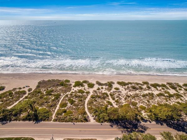 Exquisite Spanish-Styled Villa in the Heart of Captiva Island