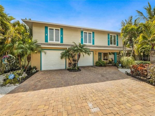 Affordable Three Bedrooms 2 Bathrooms