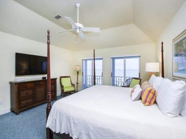 Captiva Island Beach House with Private Pool and Hot Tub