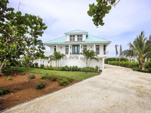 Captiva Island Beach House with Private Pool and Hot Tub