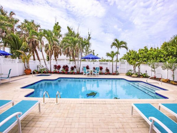 Captiva Island Beach House with Private Pool and Hot Tub