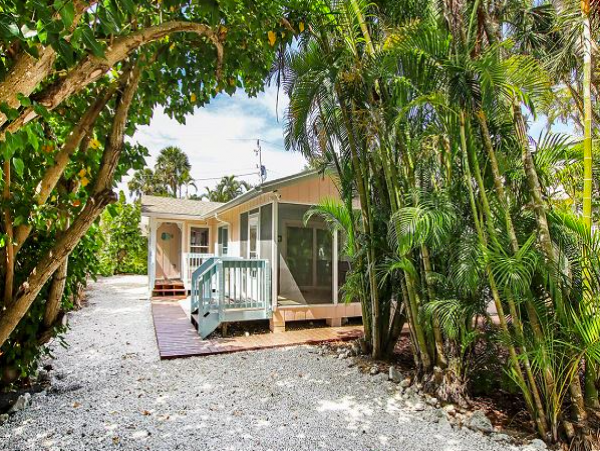 Captiva Island Vacation Home Short Walk to Beach Six Guests