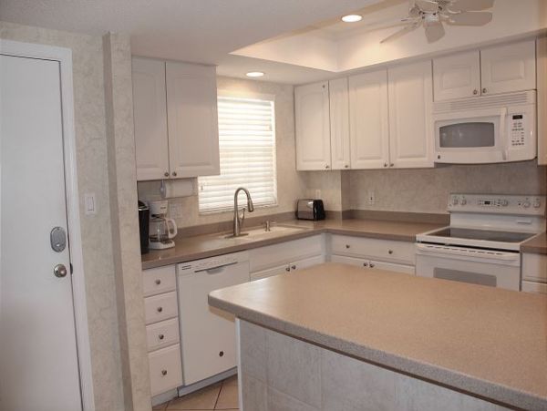 Siesta Key Vacation Condo Close To Beach Sleeps 6 Guests