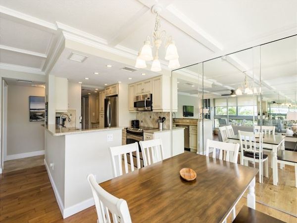 Two Bedroom Siesta Key Vacation Condo