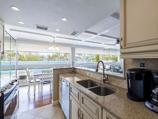 Two Bedroom Siesta Key Vacation Condo