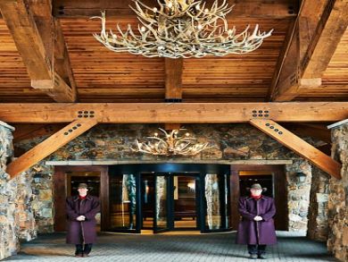 Porte cochere