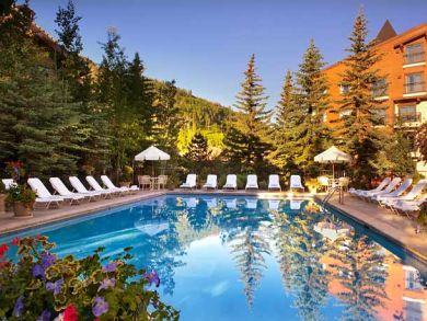 Vail rental condo with community pool