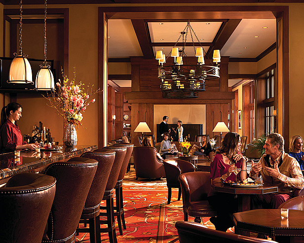 vail hotel bar