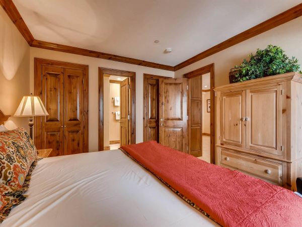 Vail Walk to Lift Great Vacation Residence