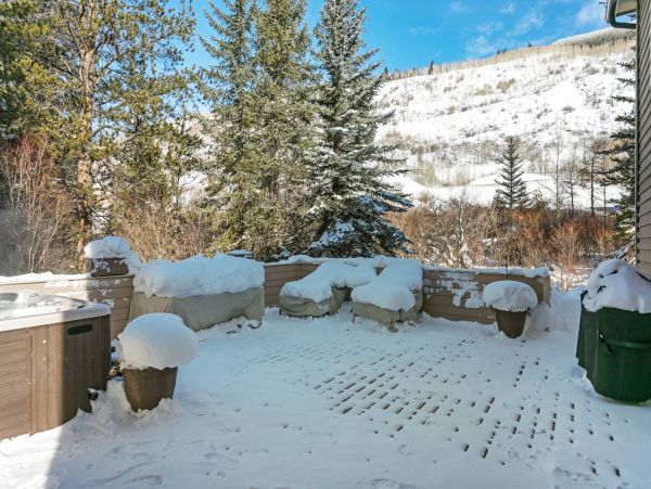 Mountain Views Vail Vacation Home Four Bedroom plus Den