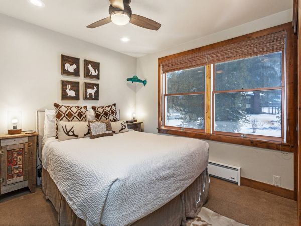 Mountain Views Vail Vacation Home Four Bedroom plus Den