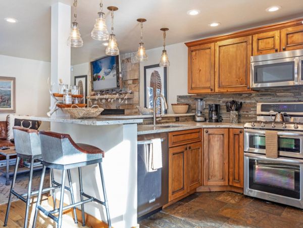 Mountain Views Vail Vacation Home Four Bedroom plus Den