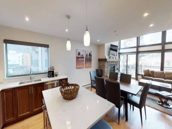 Lionshead Four Bedroom Luxury Vacation Ski Rental